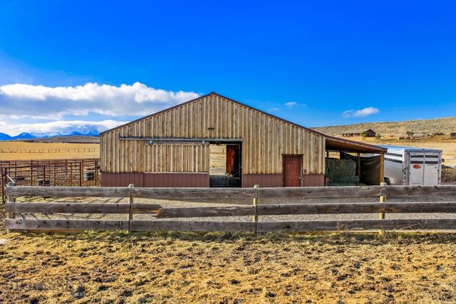 10 Windmill Lane, Wilsall, MT 59086