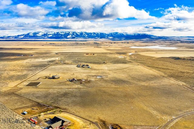 10 Windmill Lane, Wilsall, MT 59086