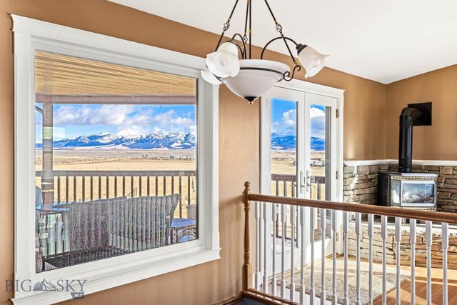 10 Windmill Lane, Wilsall, MT 59086