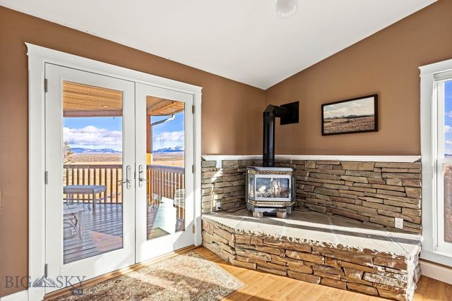 10 Windmill Lane, Wilsall, MT 59086