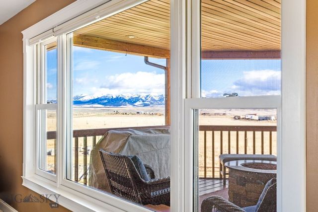 10 Windmill Lane, Wilsall, MT 59086