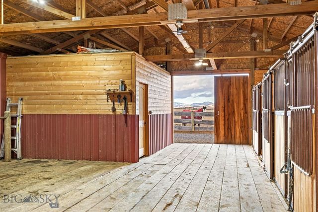 10 Windmill Lane, Wilsall, MT 59086