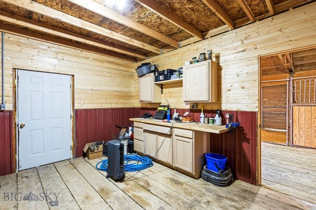 10 Windmill Lane, Wilsall, MT 59086