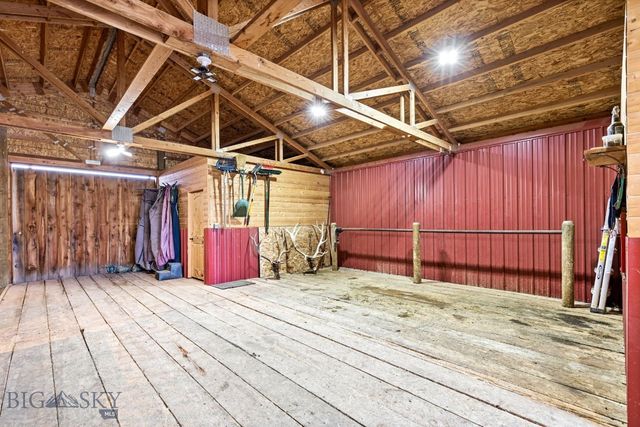 10 Windmill Lane, Wilsall, MT 59086