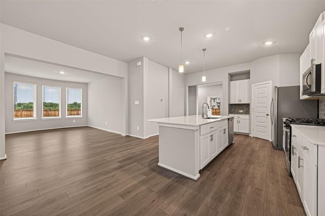 5105 Redbud Valley Dr, Pearland, TX 77584