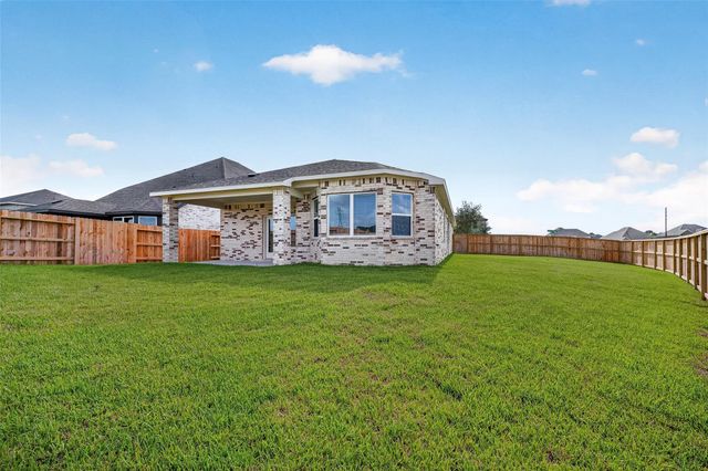 5105 Redbud Valley Dr, Pearland, TX 77584