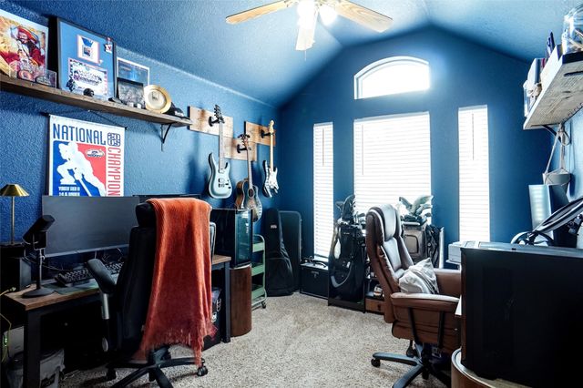 414 Madison Place, Ponder, TX 76259