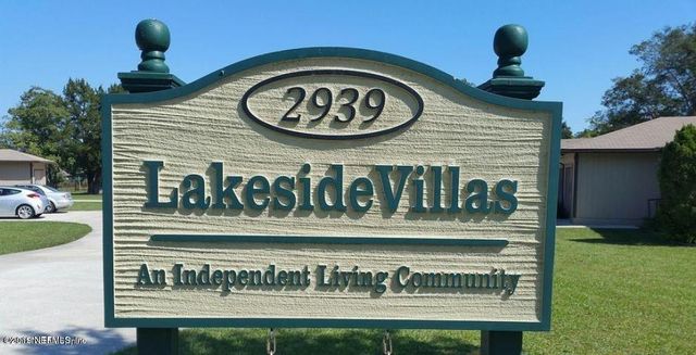 2939 LAKESIDE VILLA Drive B, Orange Park, FL 32073