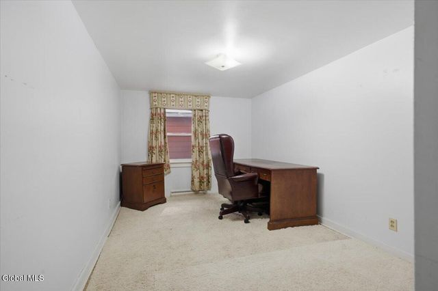 5518 Crooked Street, Galway, NY 12025