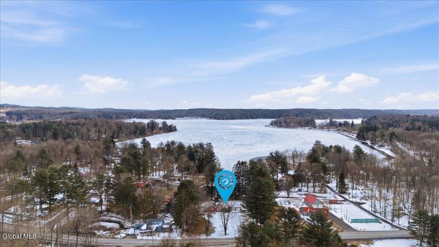 5518 Crooked Street, Galway, NY 12025