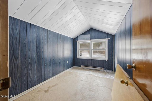 5518 Crooked Street, Galway, NY 12025