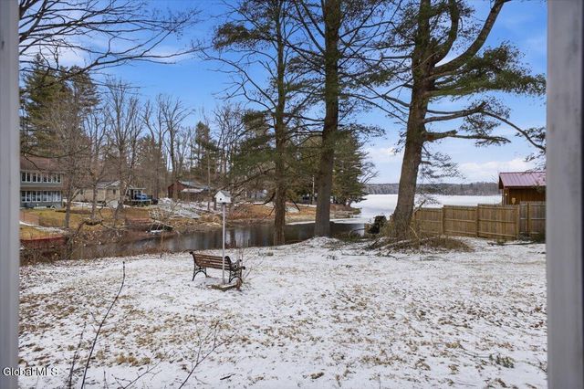 5518 Crooked Street, Galway, NY 12025