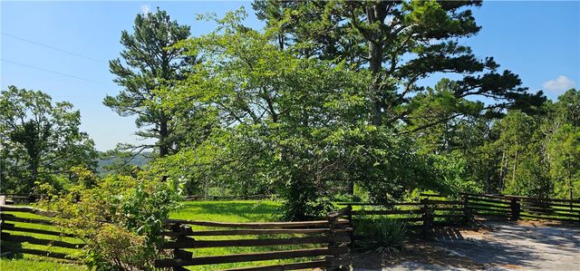 29 County Road 240, Eureka Springs, AR 72632