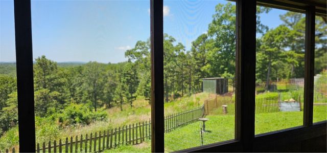 29 County Road 240, Eureka Springs, AR 72632