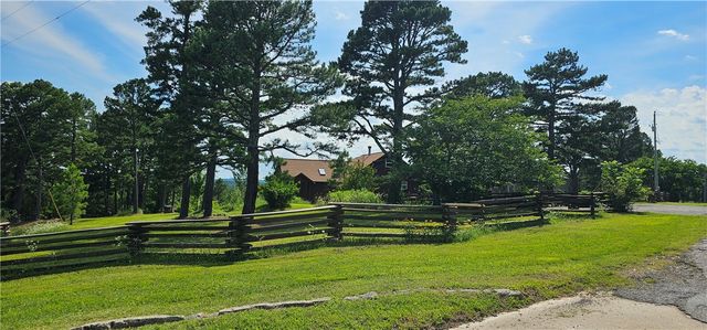 29 County Road 240, Eureka Springs, AR 72632