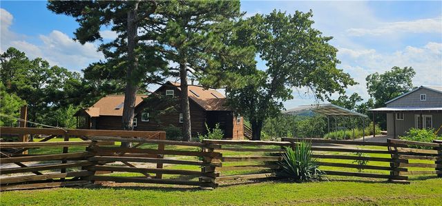 29 County Road 240, Eureka Springs, AR 72632