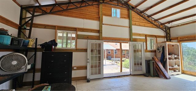 29 County Road 240, Eureka Springs, AR 72632