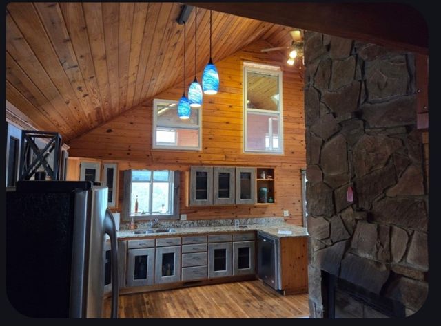 29 County Road 240, Eureka Springs, AR 72632