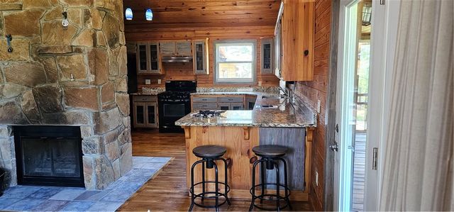29 County Road 240, Eureka Springs, AR 72632