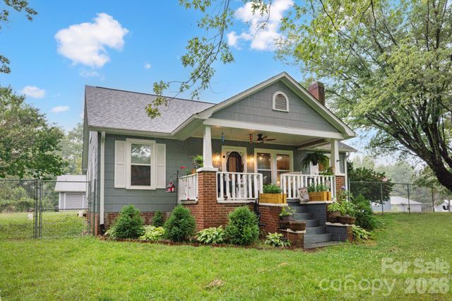 2409 US 70 Highway W, Morganton, NC 28655