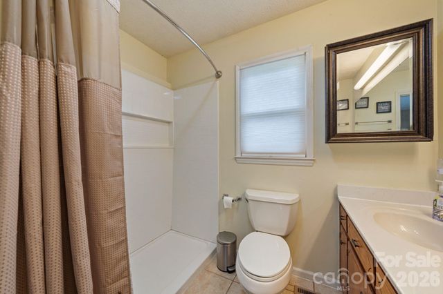 2409 US 70 Highway W, Morganton, NC 28655