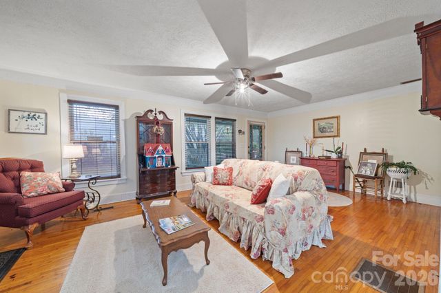 2409 US 70 Highway W, Morganton, NC 28655