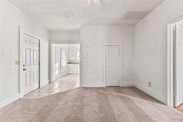 214 N 7th Street, Weatherford, OK 73096