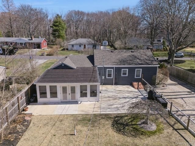 51 Lockitt Drive, Jamesport, NY 11901