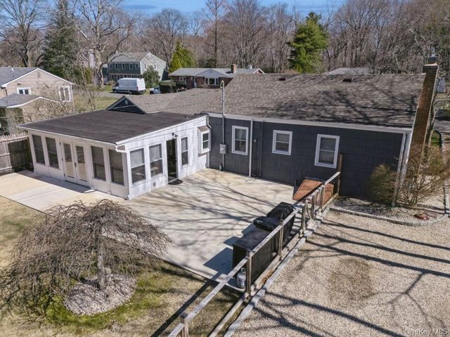 51 Lockitt Drive, Jamesport, NY 11901