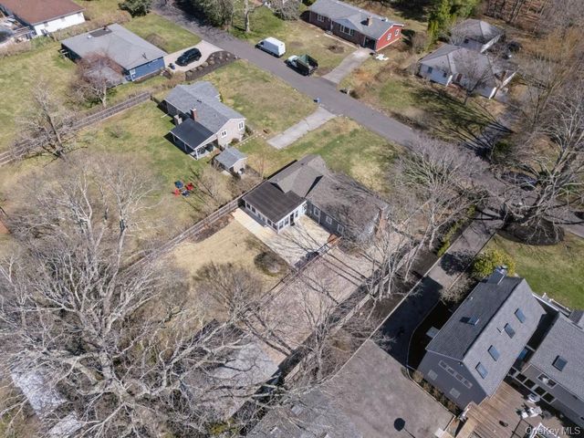 51 Lockitt Drive, Jamesport, NY 11901