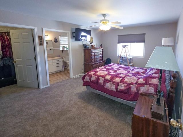 403 N Desert Cove Dr, Pueblo West, CO 81007