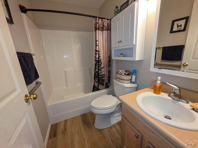 403 N Desert Cove Dr, Pueblo West, CO 81007