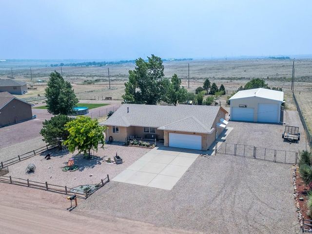 403 N Desert Cove Dr, Pueblo West, CO 81007