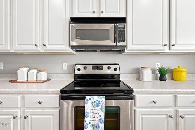 809 Stackhurst Way, Wake Forest, NC 27587