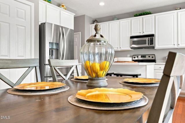 809 Stackhurst Way, Wake Forest, NC 27587