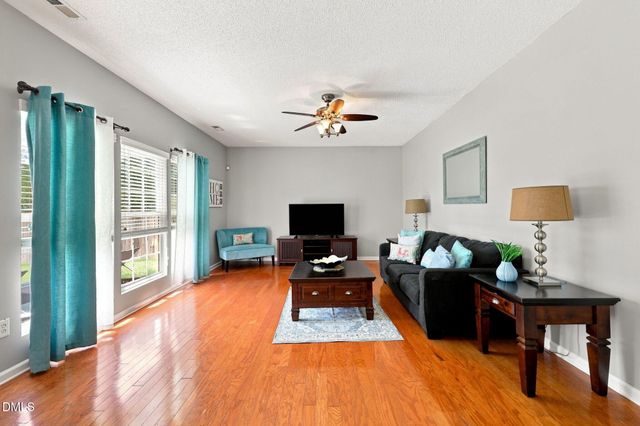 809 Stackhurst Way, Wake Forest, NC 27587