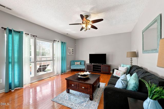 809 Stackhurst Way, Wake Forest, NC 27587