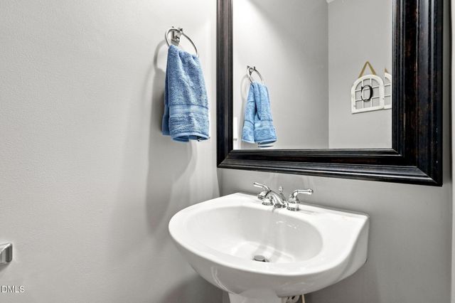809 Stackhurst Way, Wake Forest, NC 27587