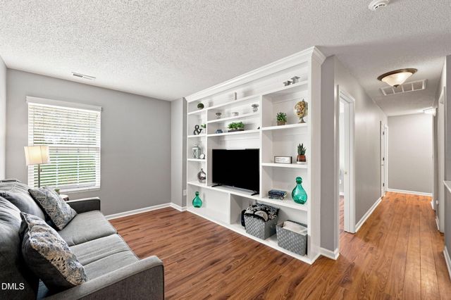 809 Stackhurst Way, Wake Forest, NC 27587