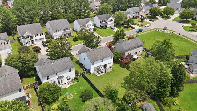 809 Stackhurst Way, Wake Forest, NC 27587