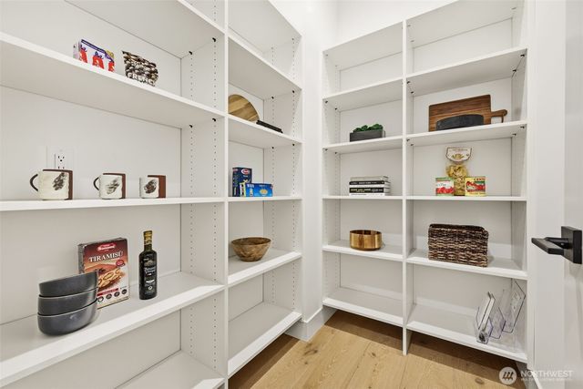 26030 NE 29th Place, Redmond, WA 98053