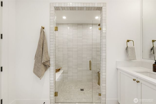 26030 NE 29th Place, Redmond, WA 98053