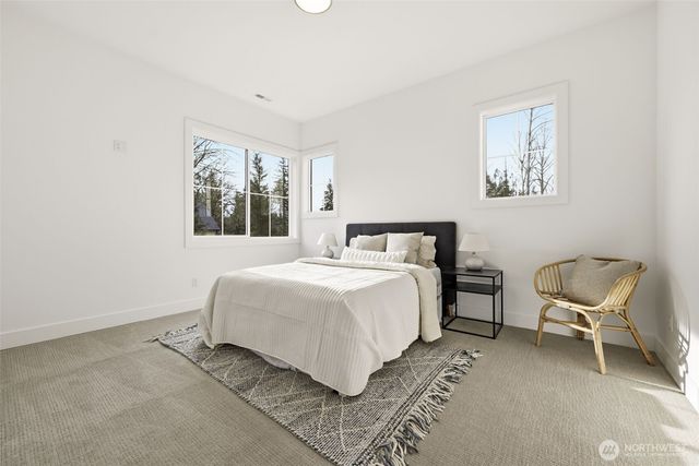 26030 NE 29th Place, Redmond, WA 98053