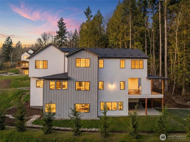 26030 NE 29th Place, Redmond, WA 98053