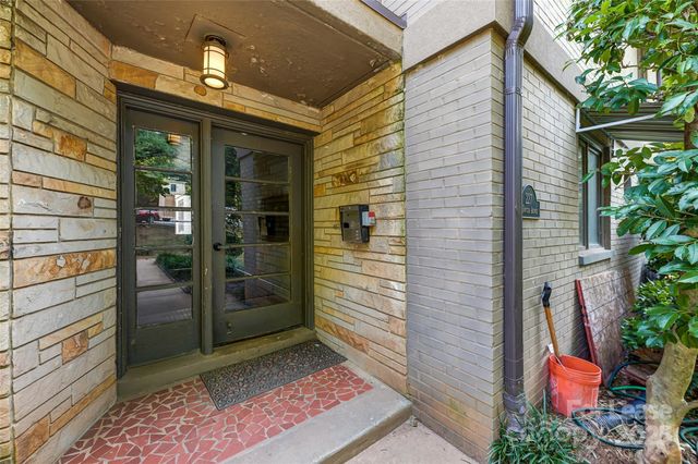 227 N Dotger Avenue, Charlotte, NC 28207