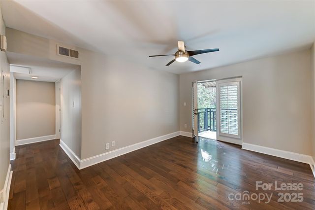 227 N Dotger Avenue, Charlotte, NC 28207