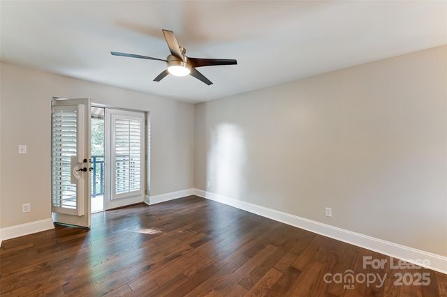 227 N Dotger Avenue, Charlotte, NC 28207