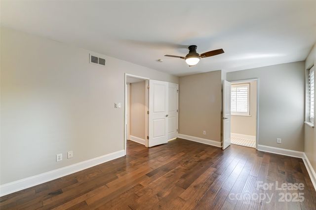 227 N Dotger Avenue, Charlotte, NC 28207