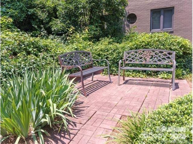 227 N Dotger Avenue, Charlotte, NC 28207