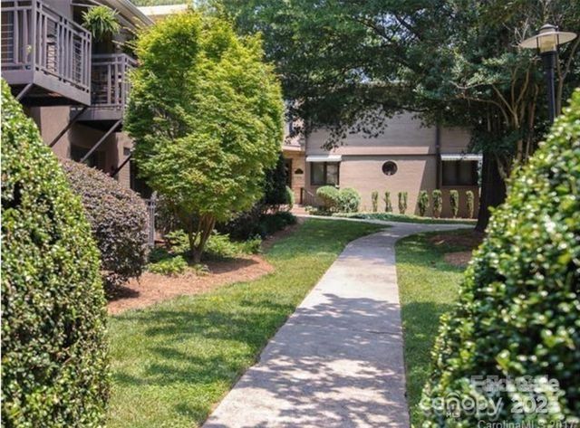 227 N Dotger Avenue, Charlotte, NC 28207